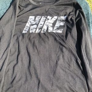 Boy’s Nike Long sleeve Shirt